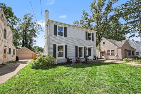 1128 Edna Street SE