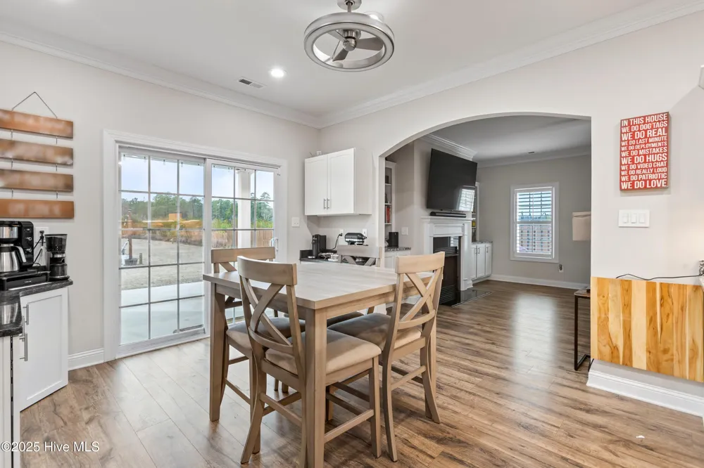 907 Needlerush Road Sneads Ferry, NC 28460