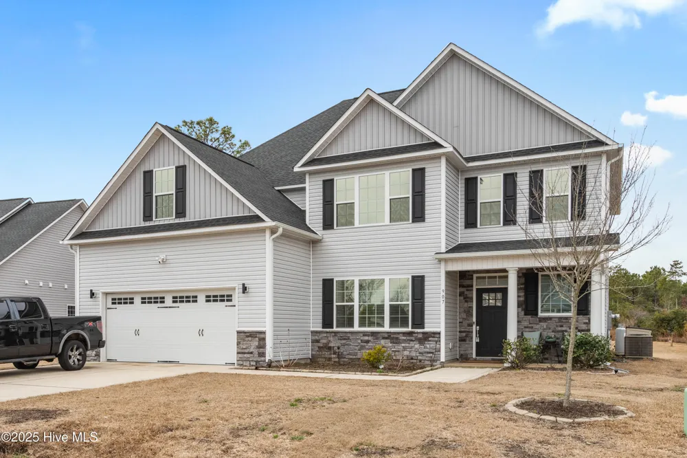 907 Needlerush Road Sneads Ferry, NC 28460