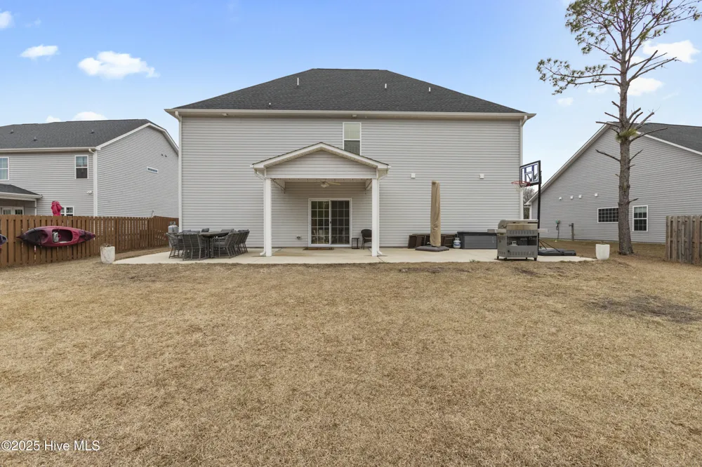 907 Needlerush Road Sneads Ferry, NC 28460