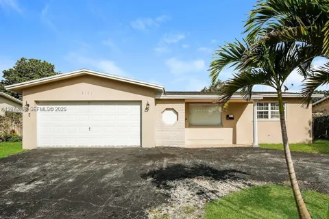 2121 52nd Ave
