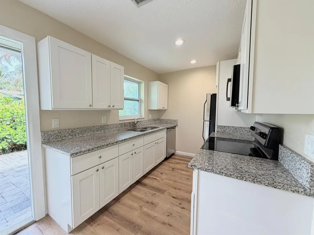 8748 Sunset Drive Palm Beach Gardens, FL 33410