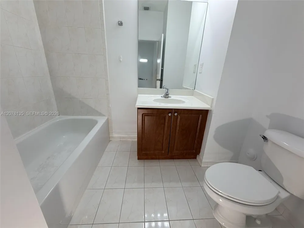 14377 SW 11th St #2610 Pembroke Pines, FL 33027