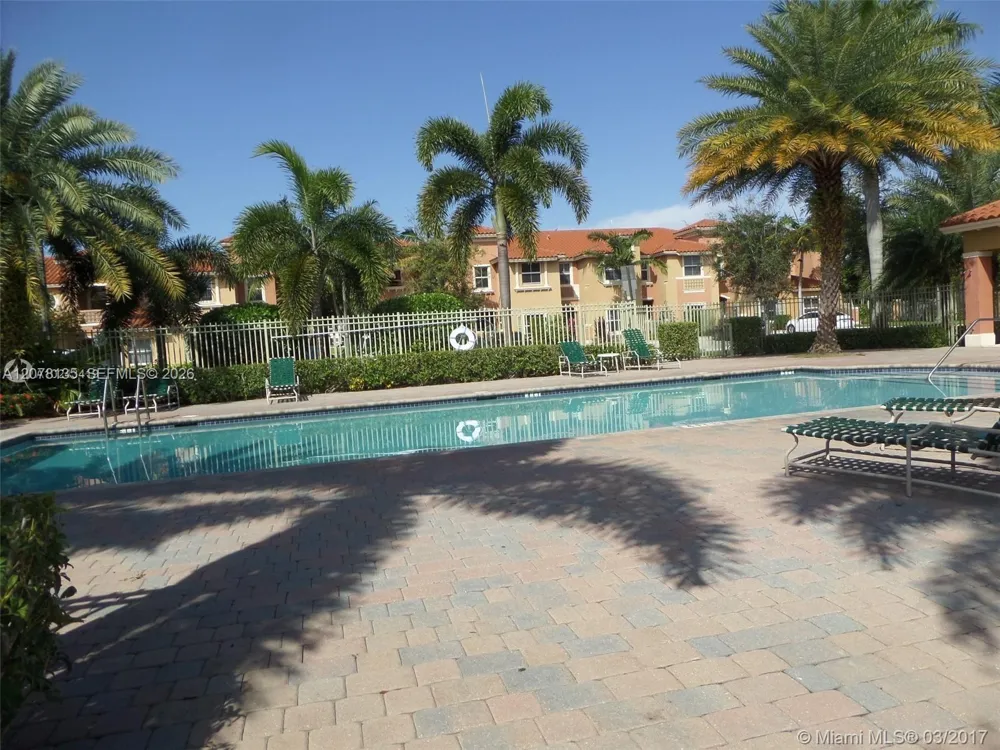 14377 SW 11th St #2610 Pembroke Pines, FL 33027
