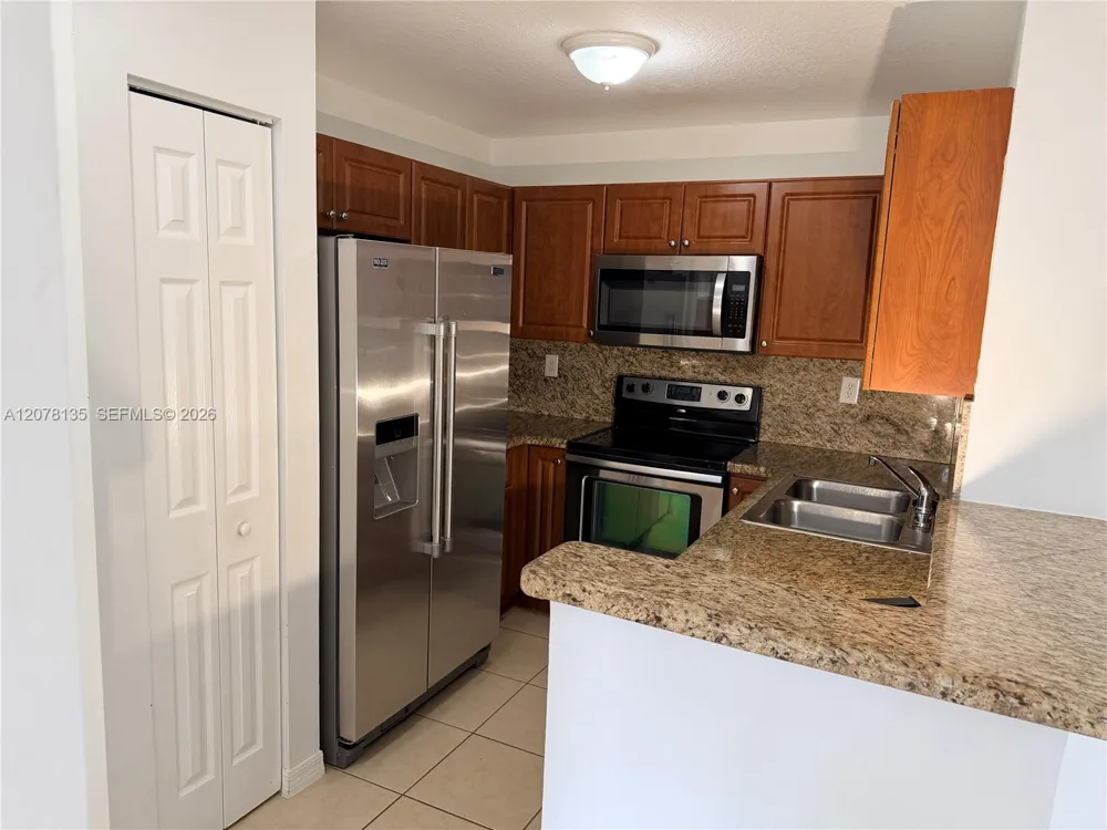 14377 SW 11th St #2610 Pembroke Pines, FL 33027