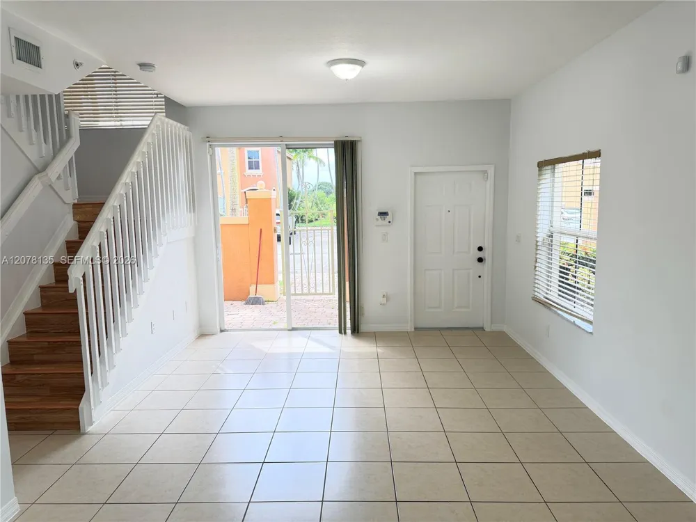 14377 SW 11th St #2610 Pembroke Pines, FL 33027
