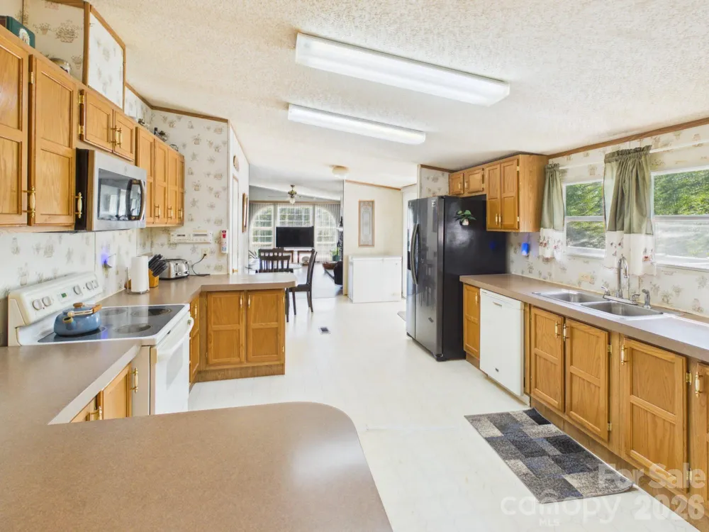 51 Fred Jolly Lane Taylorsville, NC 28681