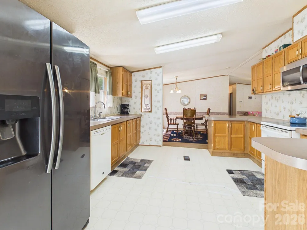 51 Fred Jolly Lane Taylorsville, NC 28681