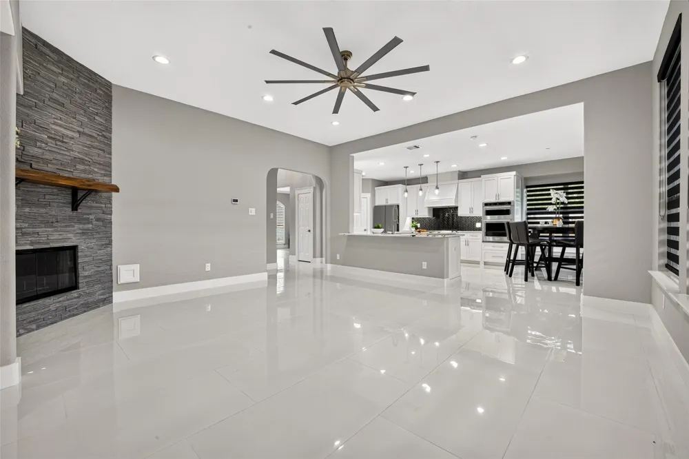 710 Parral Court Crosby, TX 77532