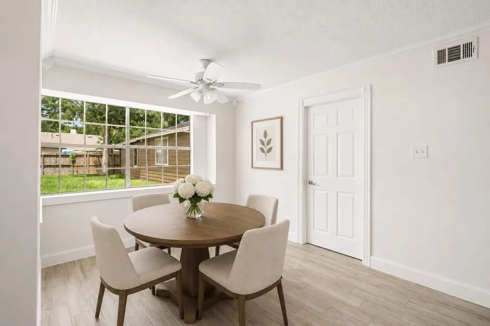 560 Landfall Lane Conroe, TX 77302