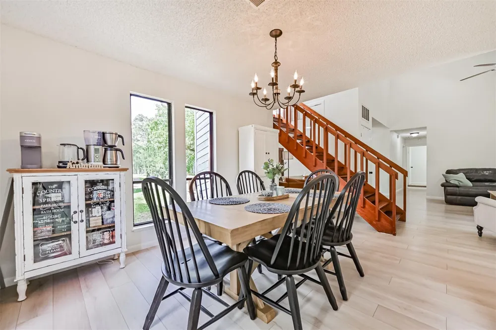 7445 Cobbs Oak Lane Rosharon, TX 77583