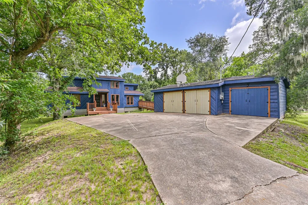 7445 Cobbs Oak Lane Rosharon, TX 77583
