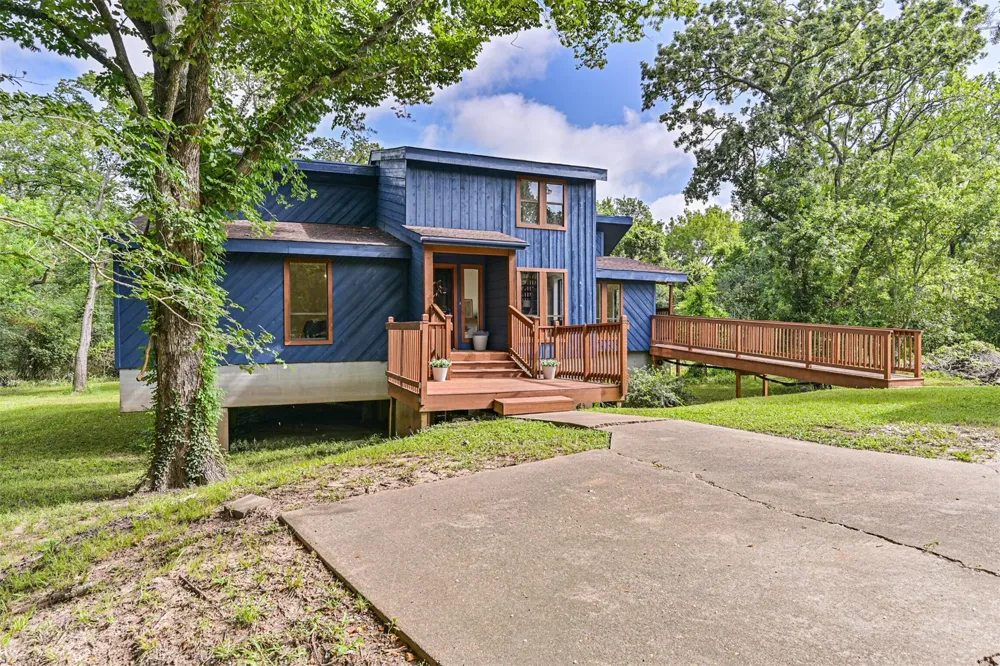 7445 Cobbs Oak Lane Rosharon, TX 77583