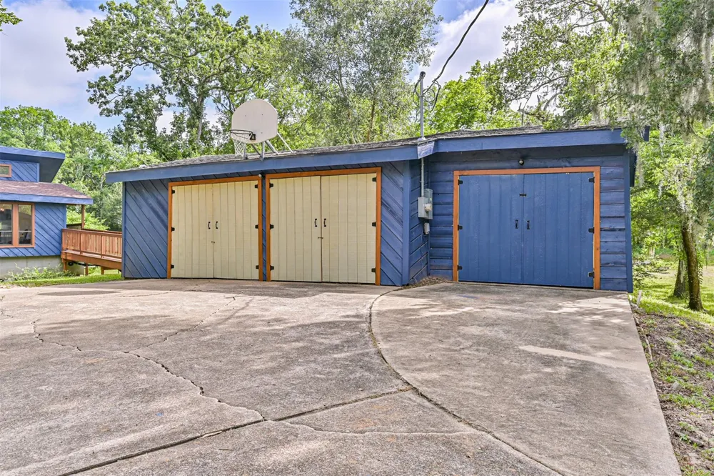 7445 Cobbs Oak Lane Rosharon, TX 77583