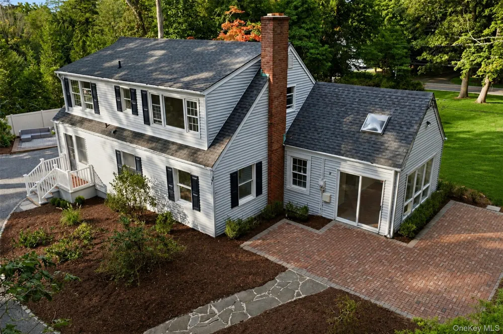 34 Old Field Road Setauket, NY 11733