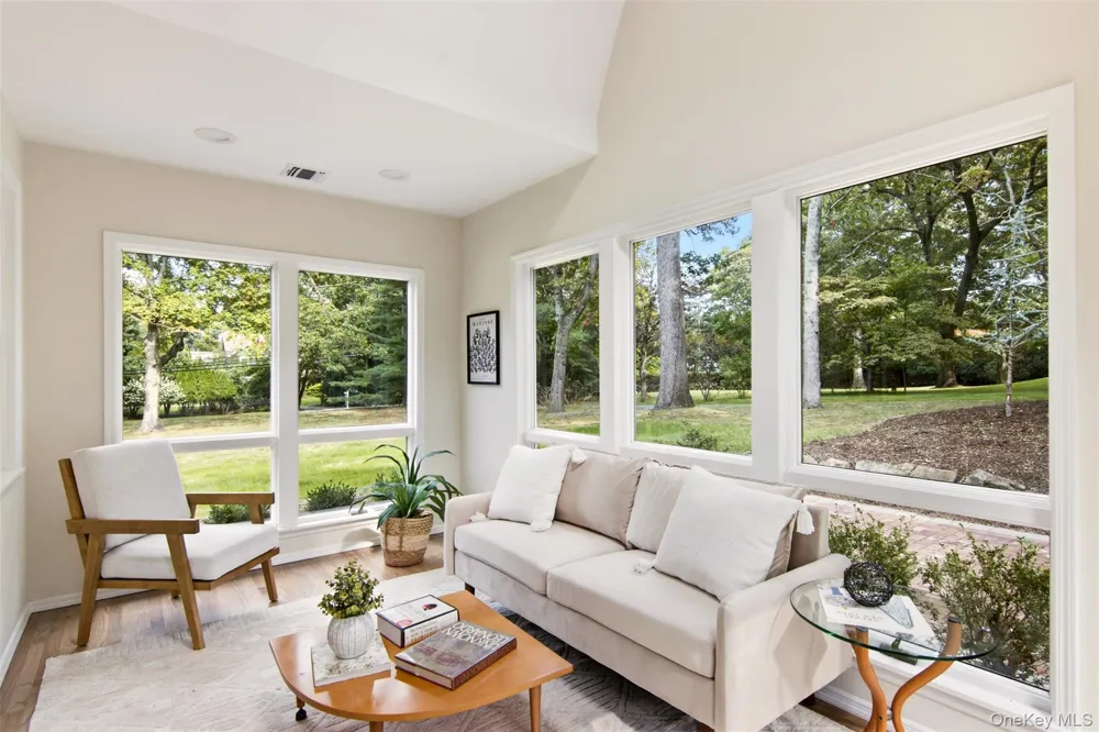 34 Old Field Road Setauket, NY 11733