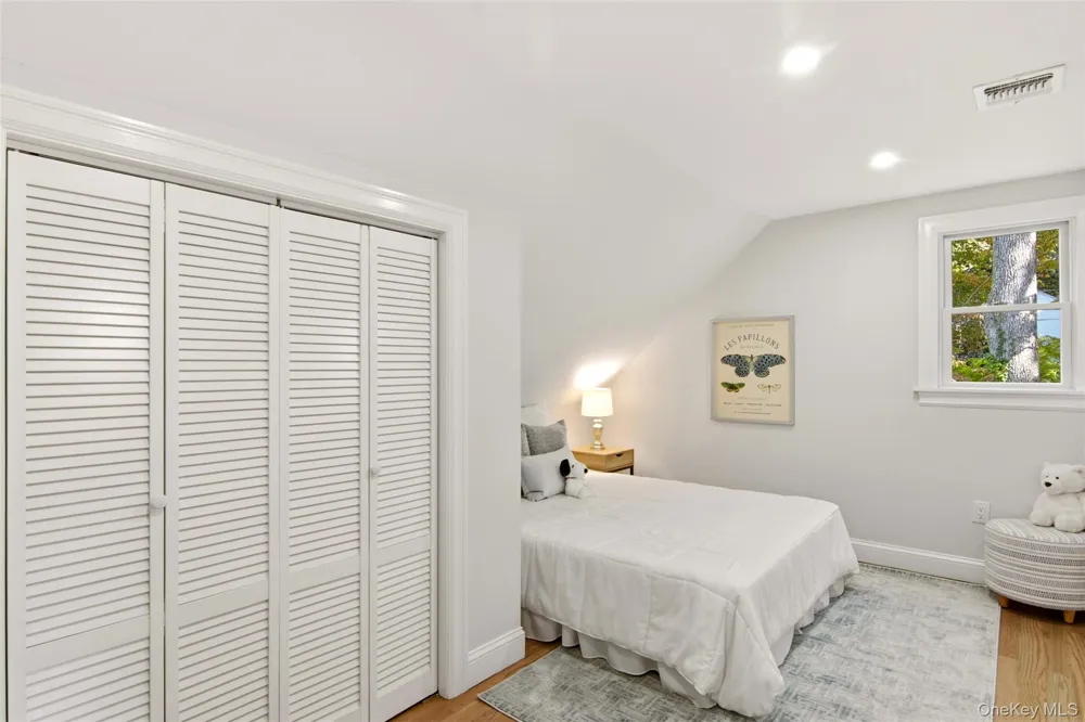 34 Old Field Road Setauket, NY 11733