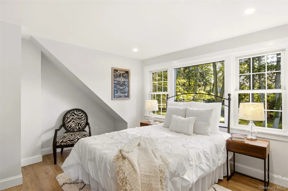 34 Old Field Road Setauket, NY 11733
