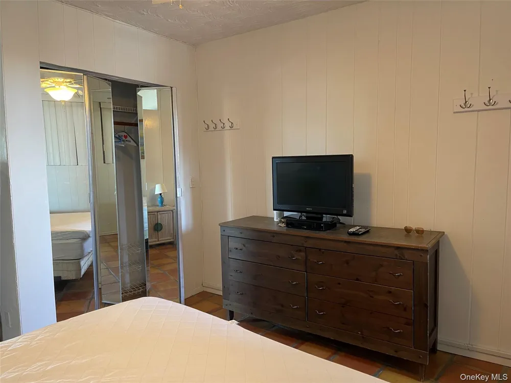 830 Shore Road #3E Long Beach, NY 11561