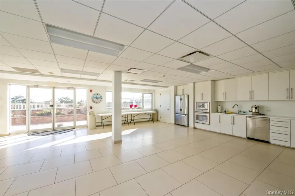 830 Shore Road #3E Long Beach, NY 11561