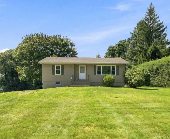 65 Fairmont Road Mahopac, NY 10541