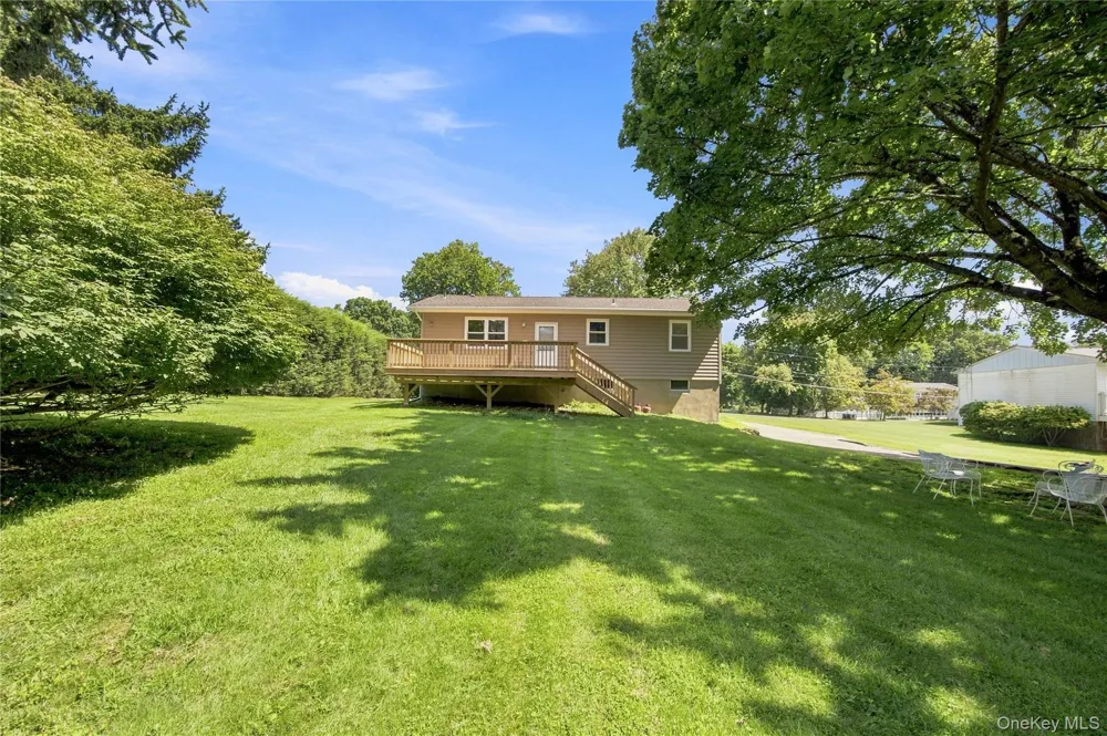 65 Fairmont Road Mahopac, NY 10541