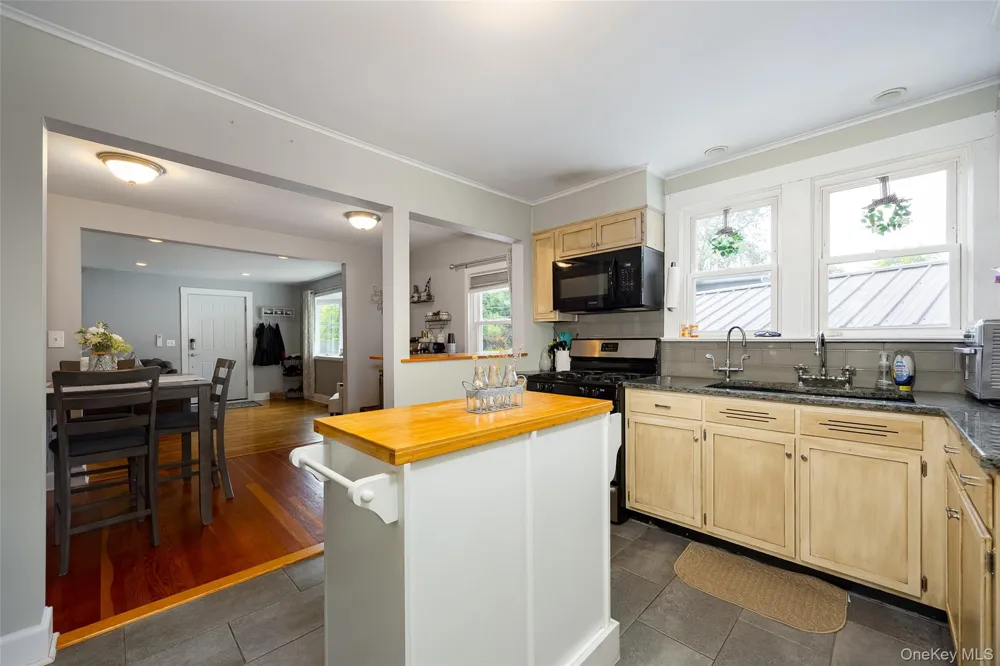 40 Peckham Road Poughkeepsie, NY 12603