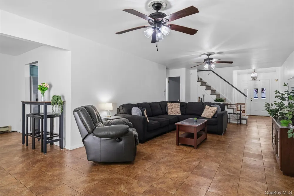 190 Country Club Drive Florida, NY 10921
