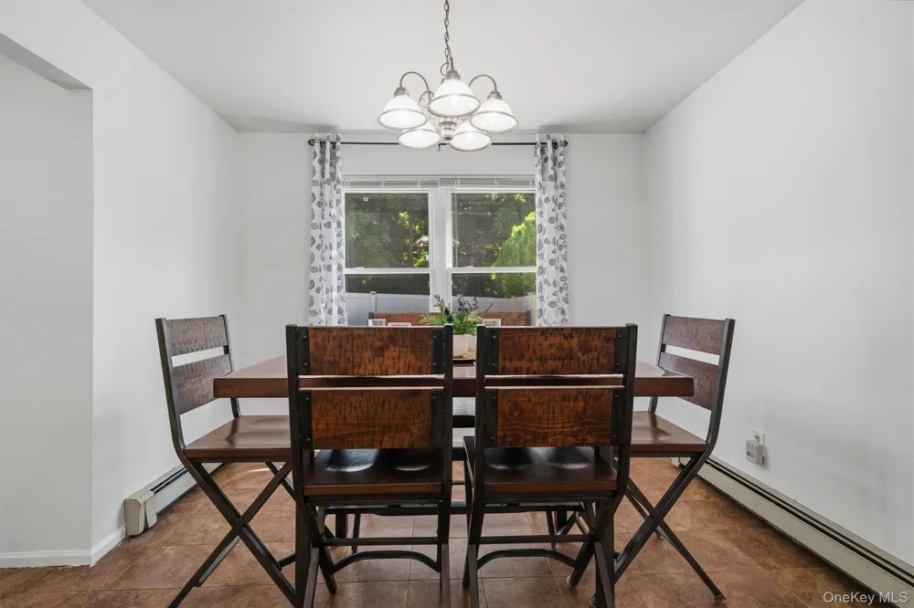 190 Country Club Drive Florida, NY 10921