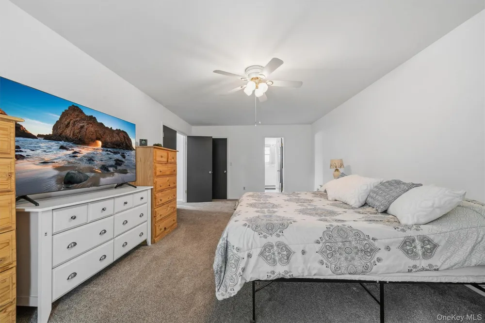 190 Country Club Drive Florida, NY 10921