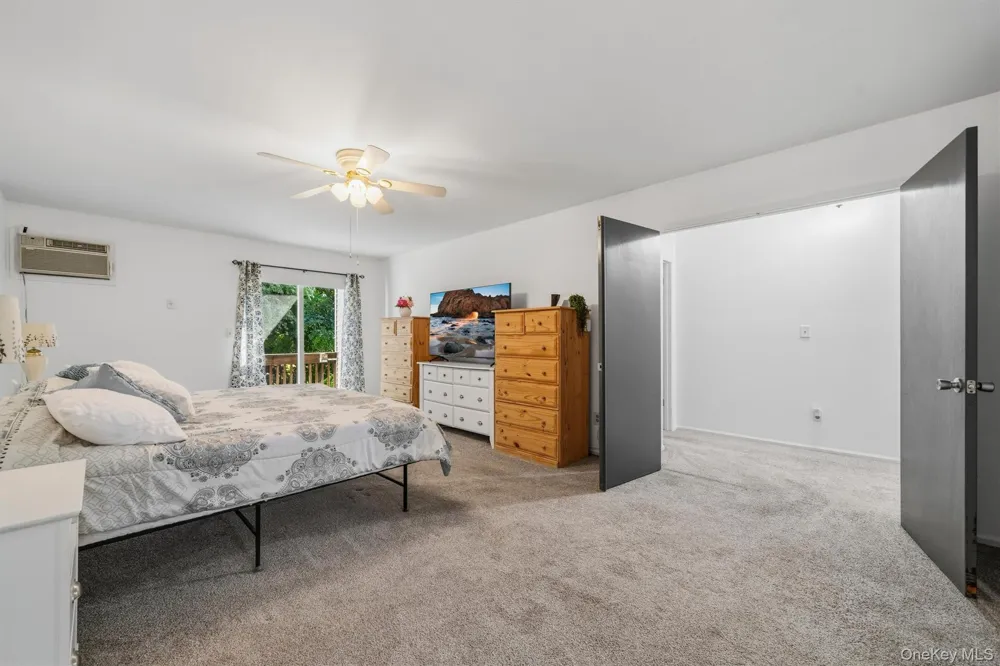 190 Country Club Drive Florida, NY 10921
