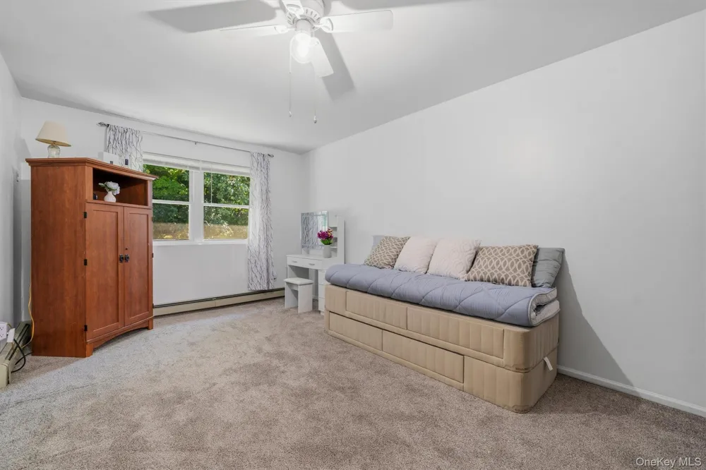 190 Country Club Drive Florida, NY 10921