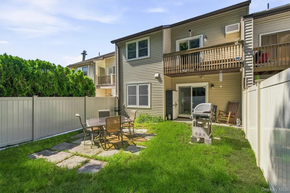 190 Country Club Drive Florida, NY 10921