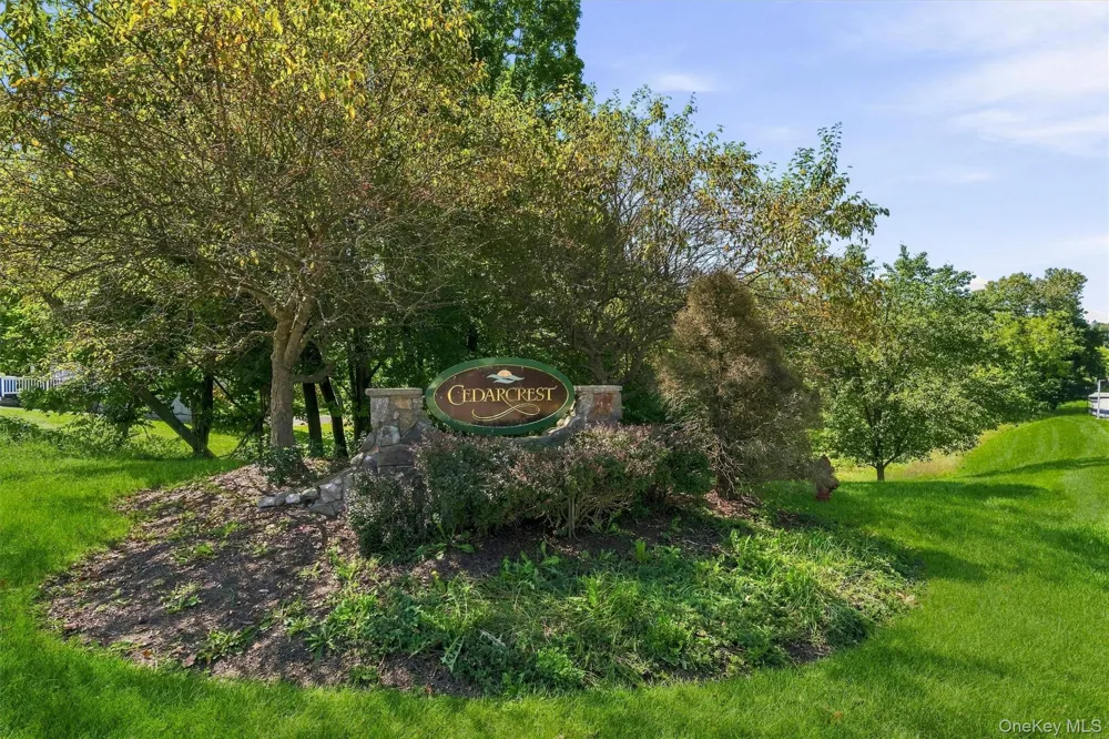 190 Country Club Drive Florida, NY 10921