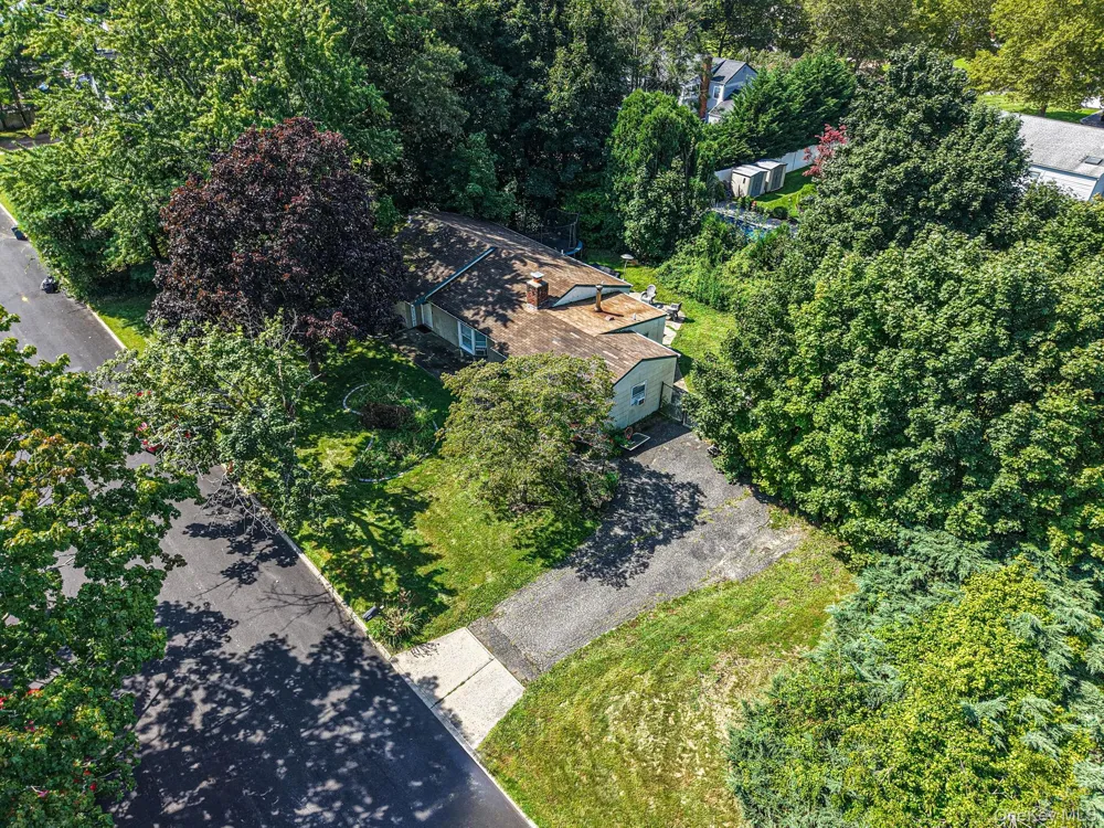 30 Ashland Street Mount Sinai, NY 11766