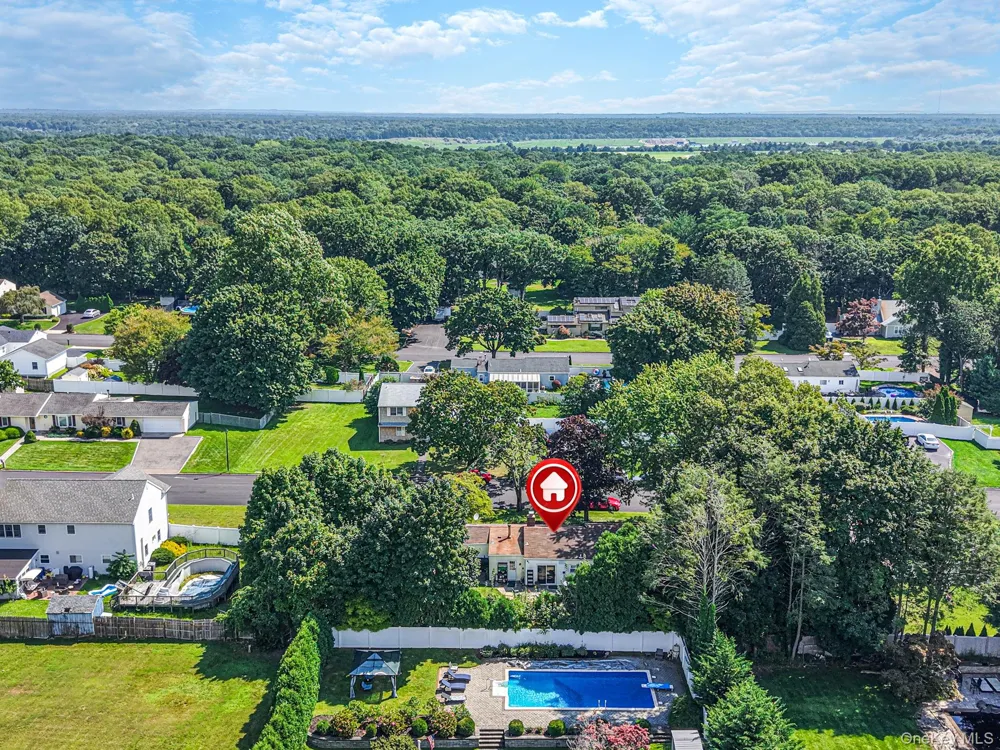 30 Ashland Street Mount Sinai, NY 11766