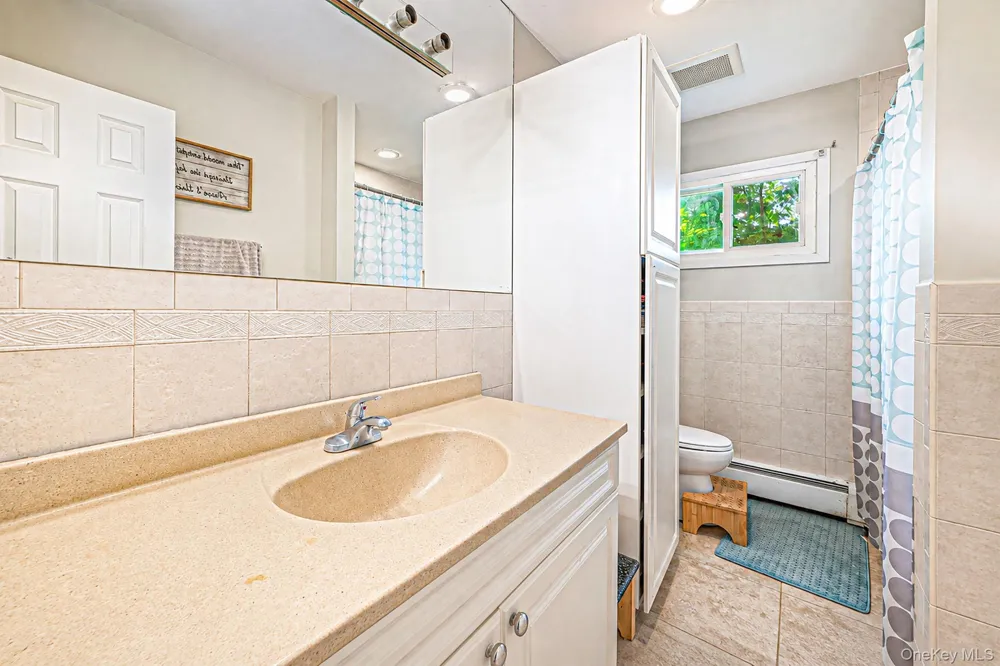 30 Ashland Street Mount Sinai, NY 11766