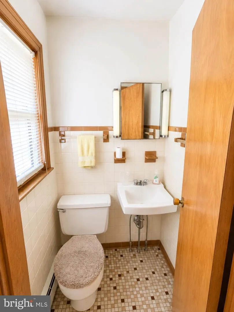 16 BUENA VISTA AVENUE Cambridge, MD 21613