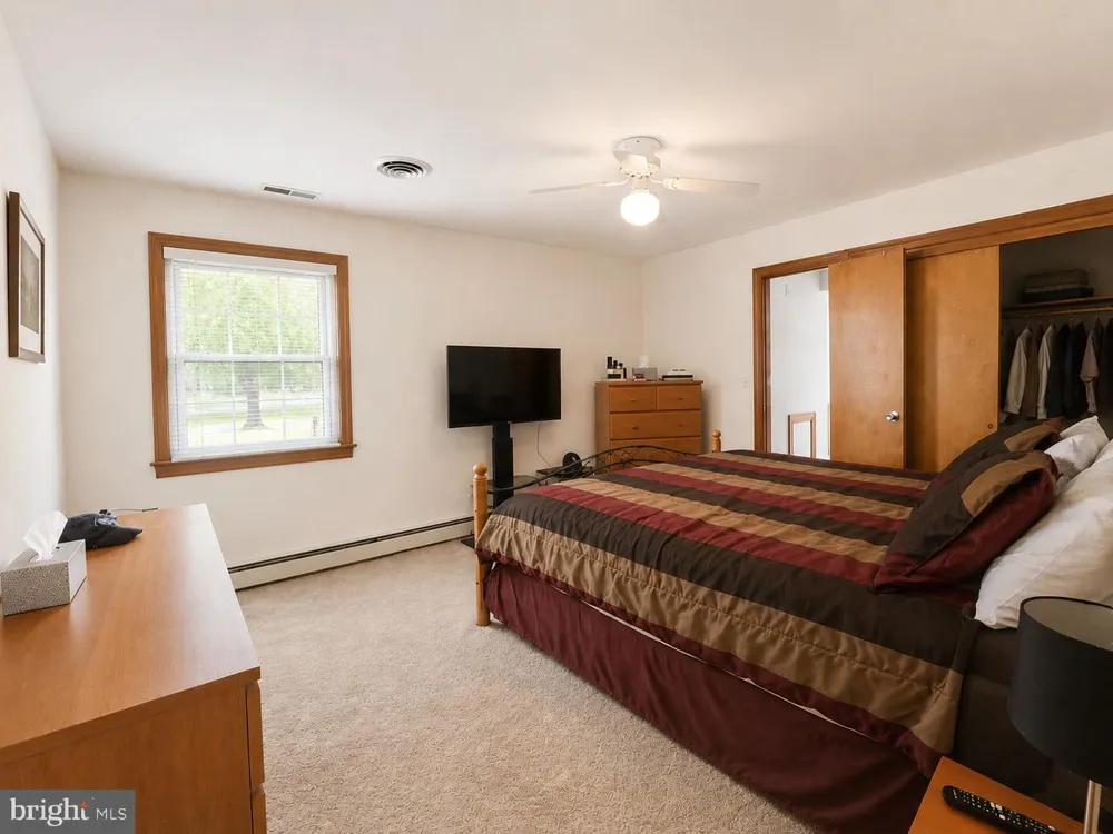 16 BUENA VISTA AVENUE Cambridge, MD 21613