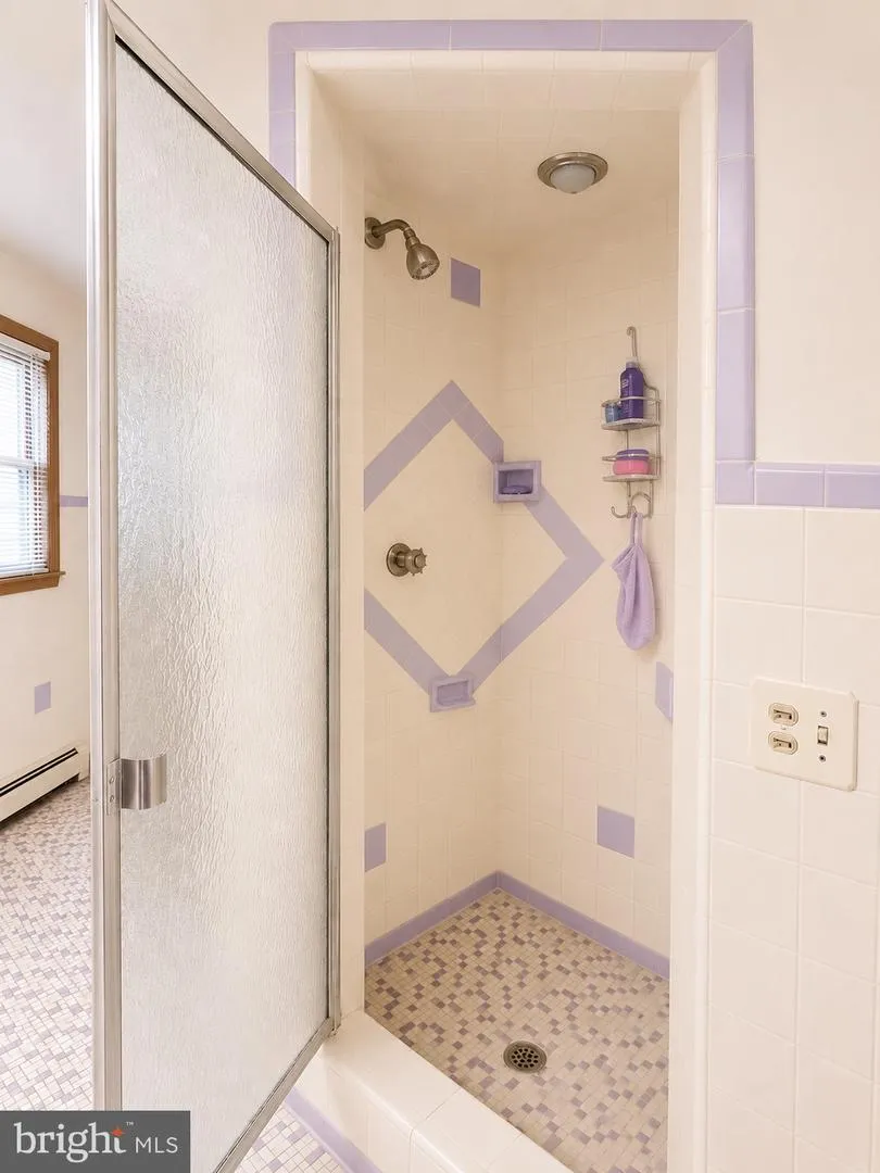 16 BUENA VISTA AVENUE Cambridge, MD 21613