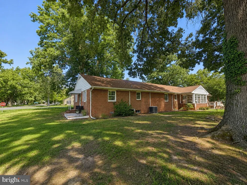 16 BUENA VISTA AVENUE Cambridge, MD 21613