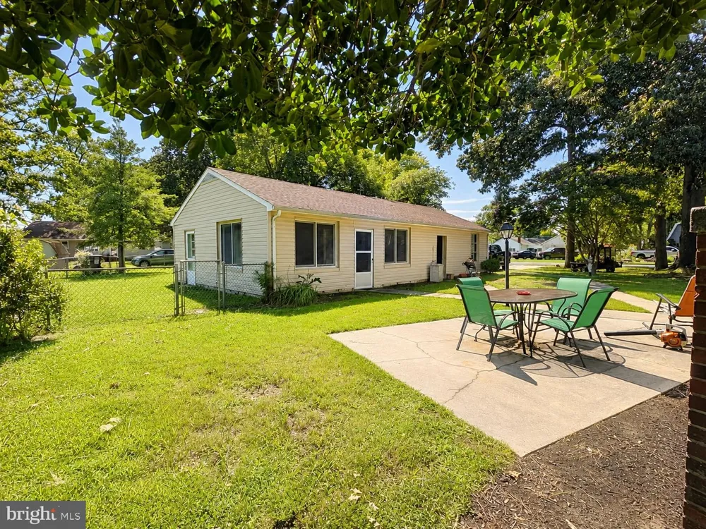 16 BUENA VISTA AVENUE Cambridge, MD 21613