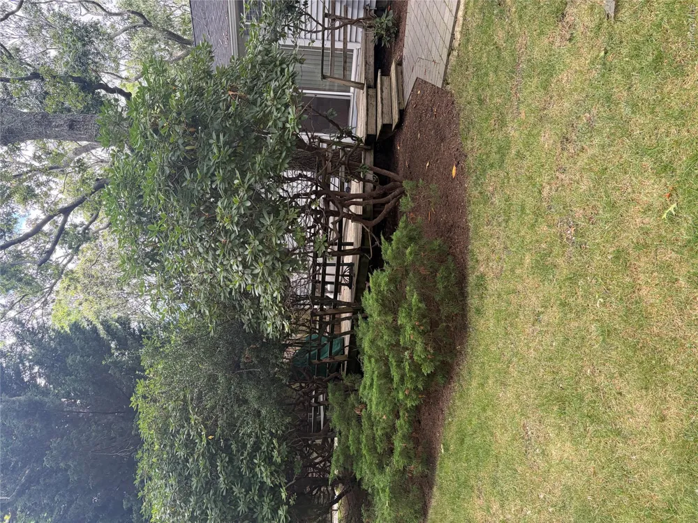 90 Springville Road #Unit 10 Hampton Bays, NY 11946