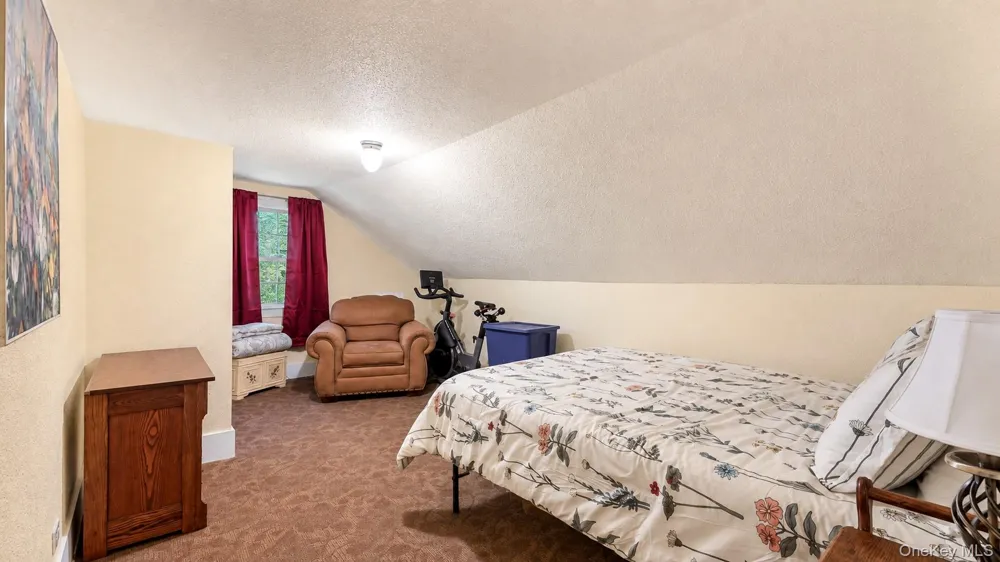 6 Old Dominion Road Blooming Grove, NY 10914