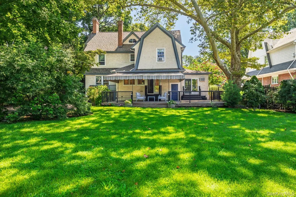 72 Broadway Rockville Centre, NY 11570