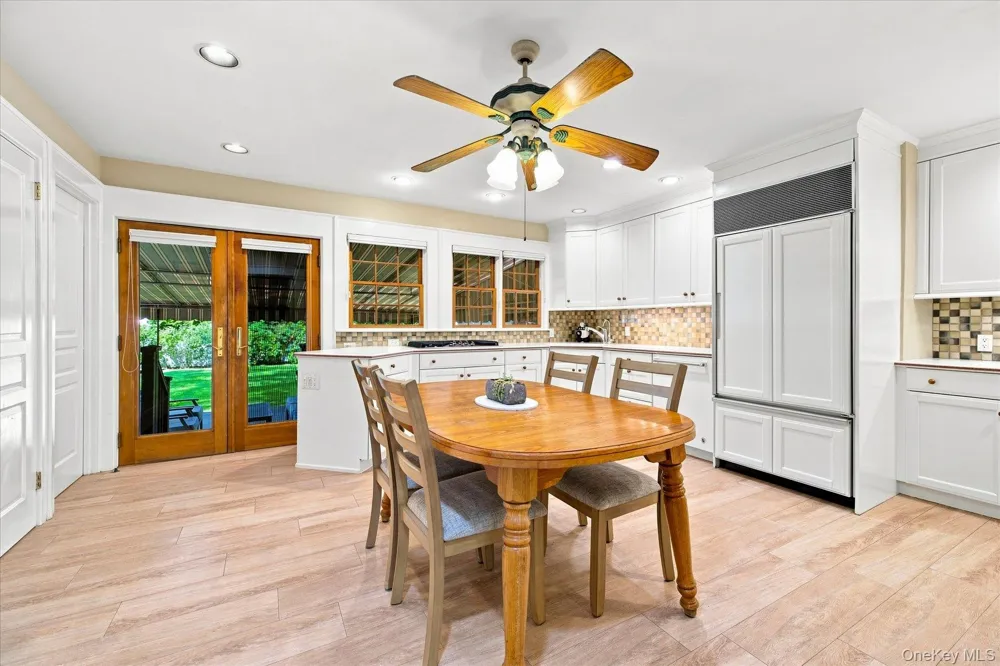 72 Broadway Rockville Centre, NY 11570