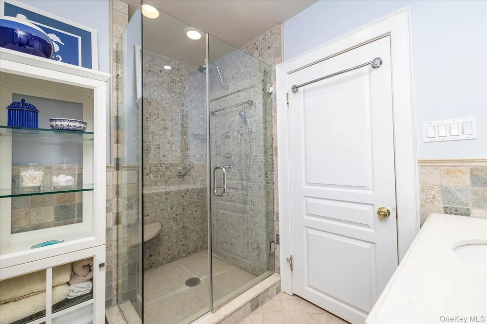 72 Broadway Rockville Centre, NY 11570