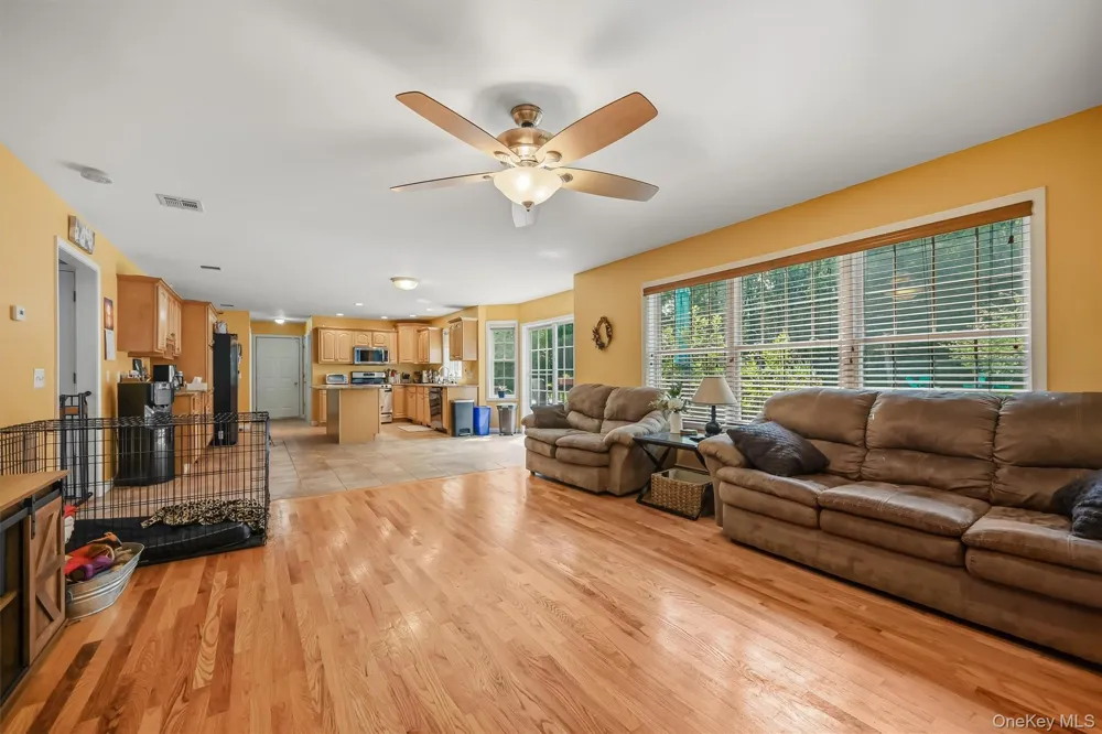 25 Mitchell Lane Westtown, NY 10998