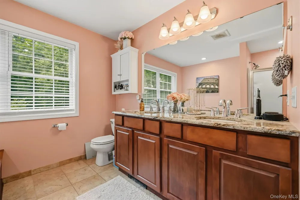 25 Mitchell Lane Westtown, NY 10998