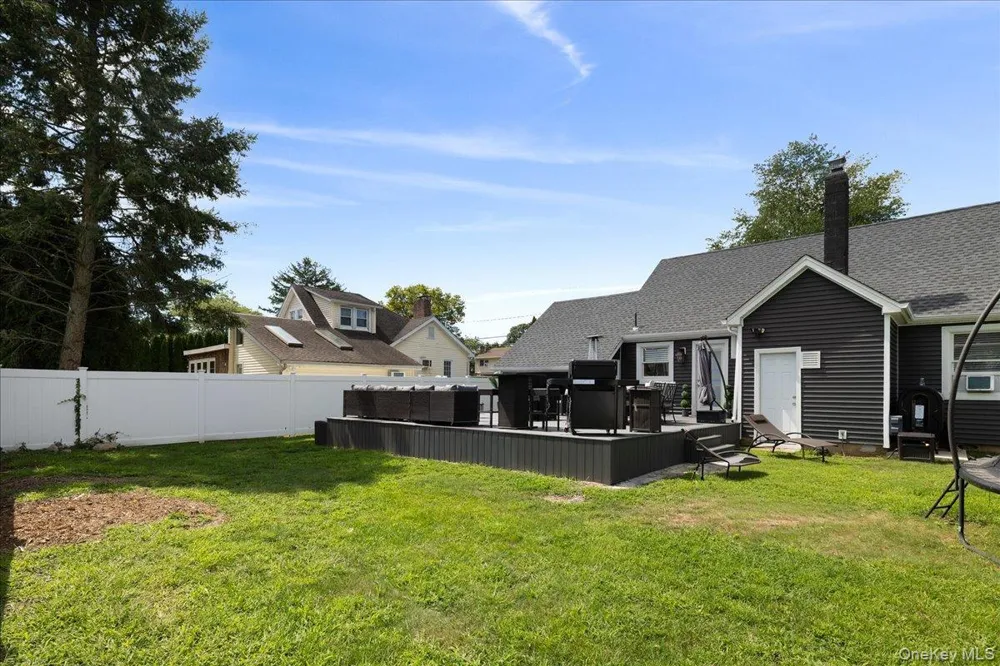 308 McCall Avenue West Islip, NY 11795